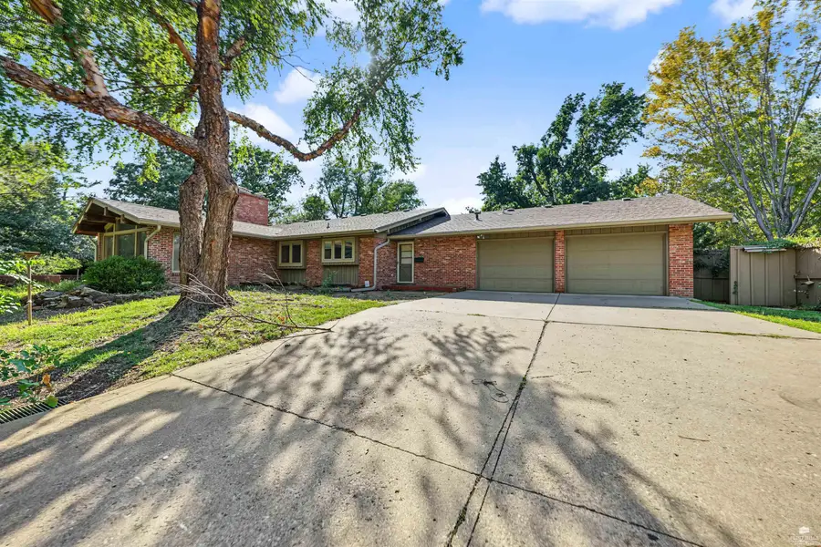 534 Upper Mill Heights Drive, Salina, KS 67401 - #3
