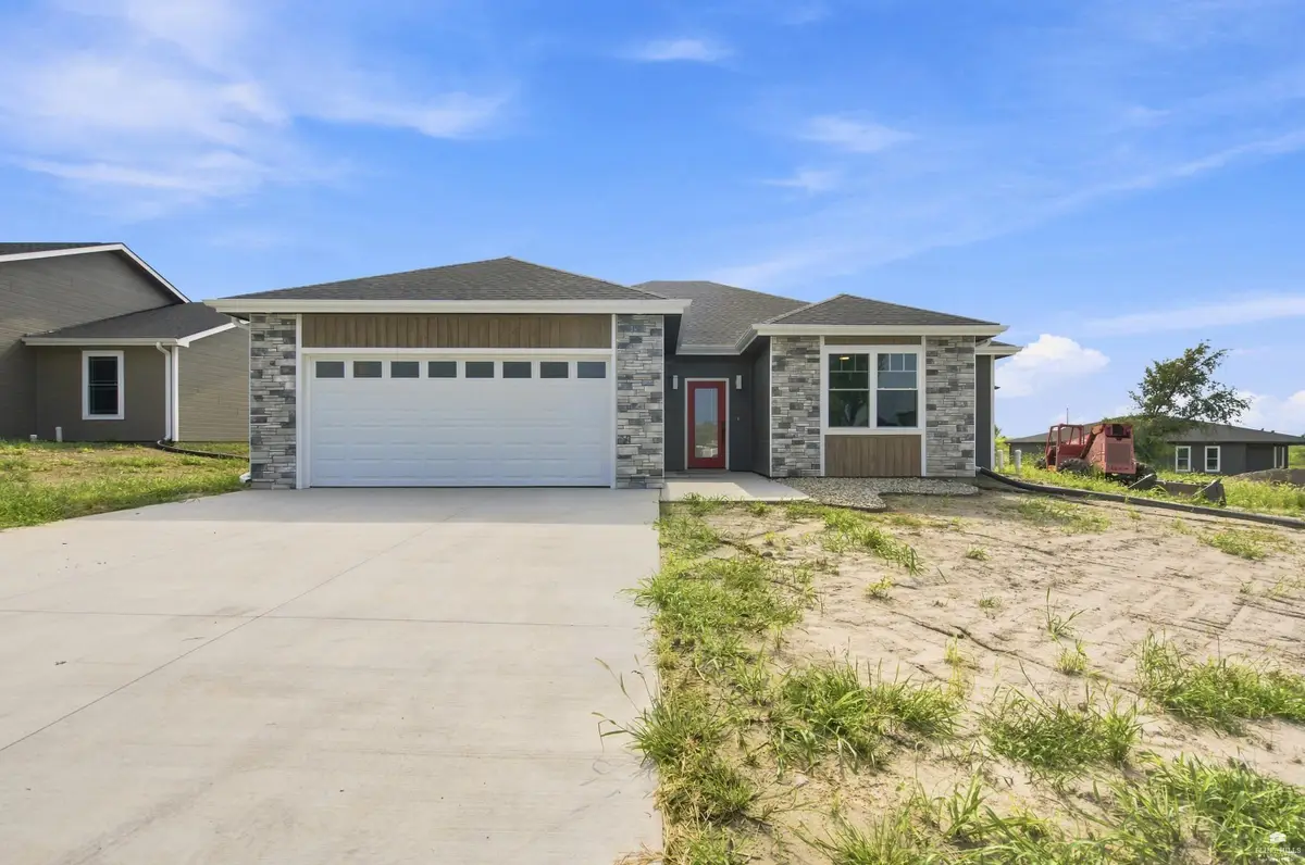 2528 Oriole Lane, Junction City, KS 66441 - #1