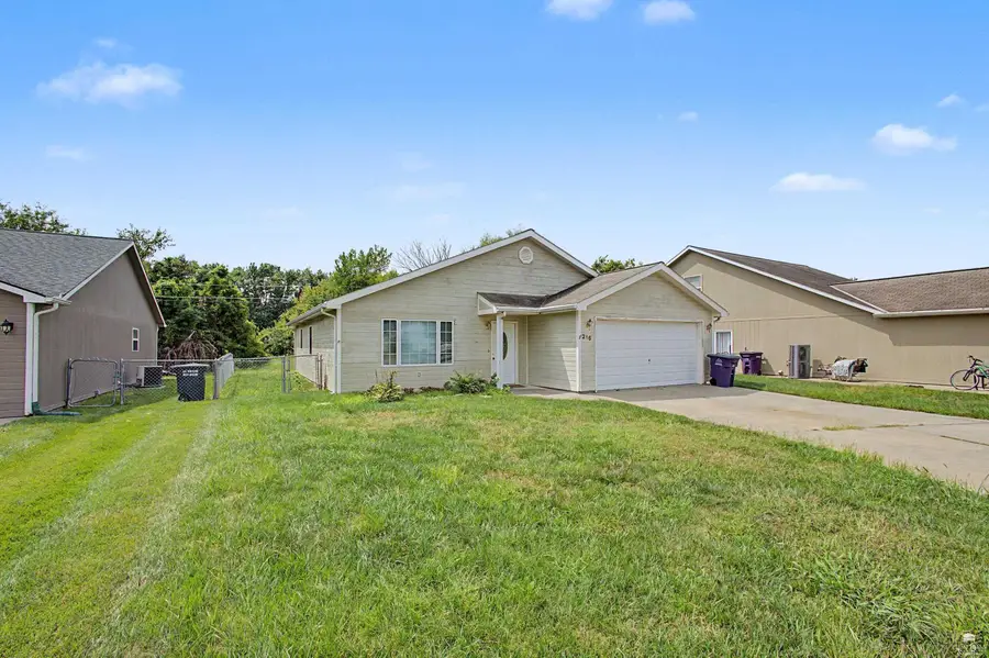 216 Kopp Drive, Manhattan, KS 66502 - #3