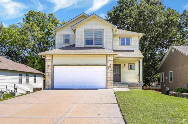 4395 Aspen Drive, Manhattan, KS 66502
