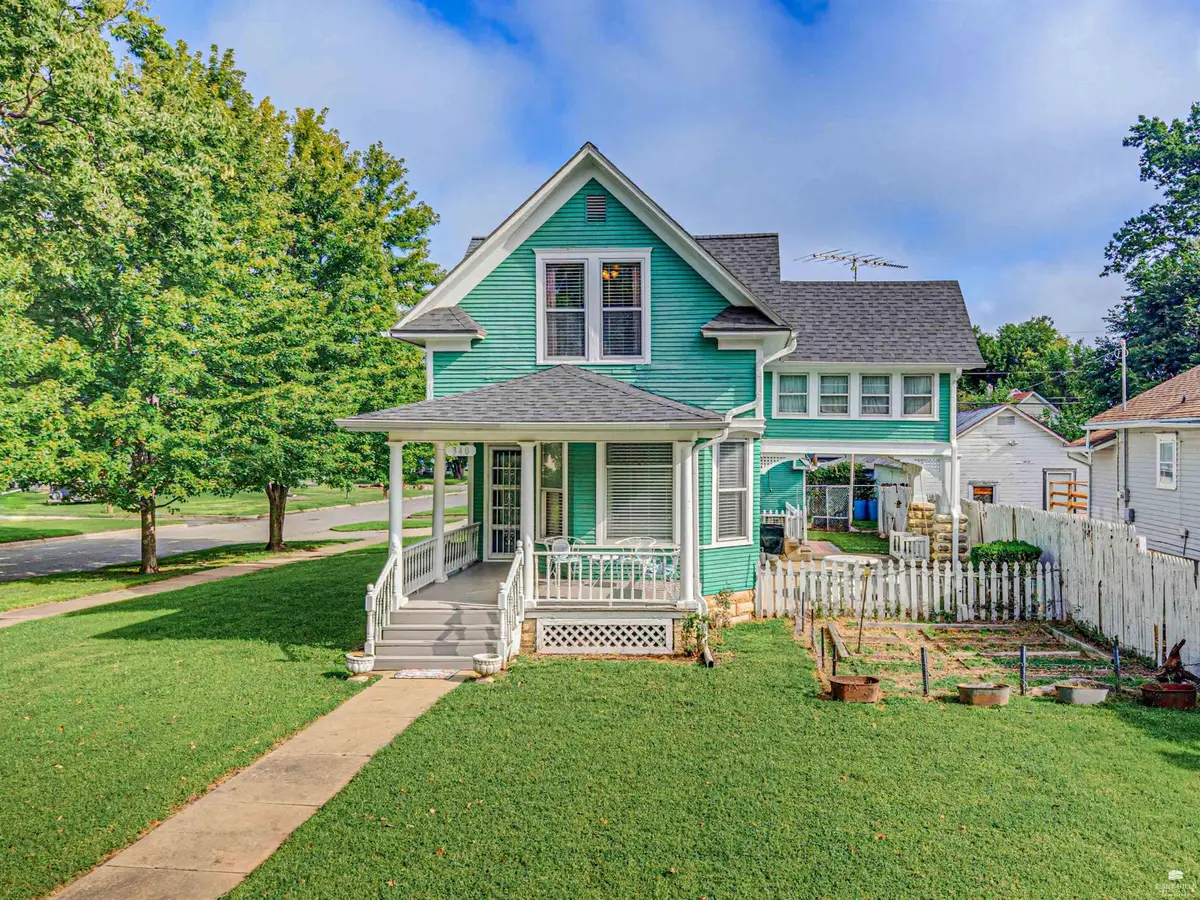 340 W 4th Street, Junction City, KS 66441 - #1