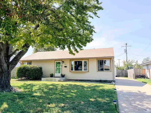 1012 Mcadams Road, Salina, KS 67401