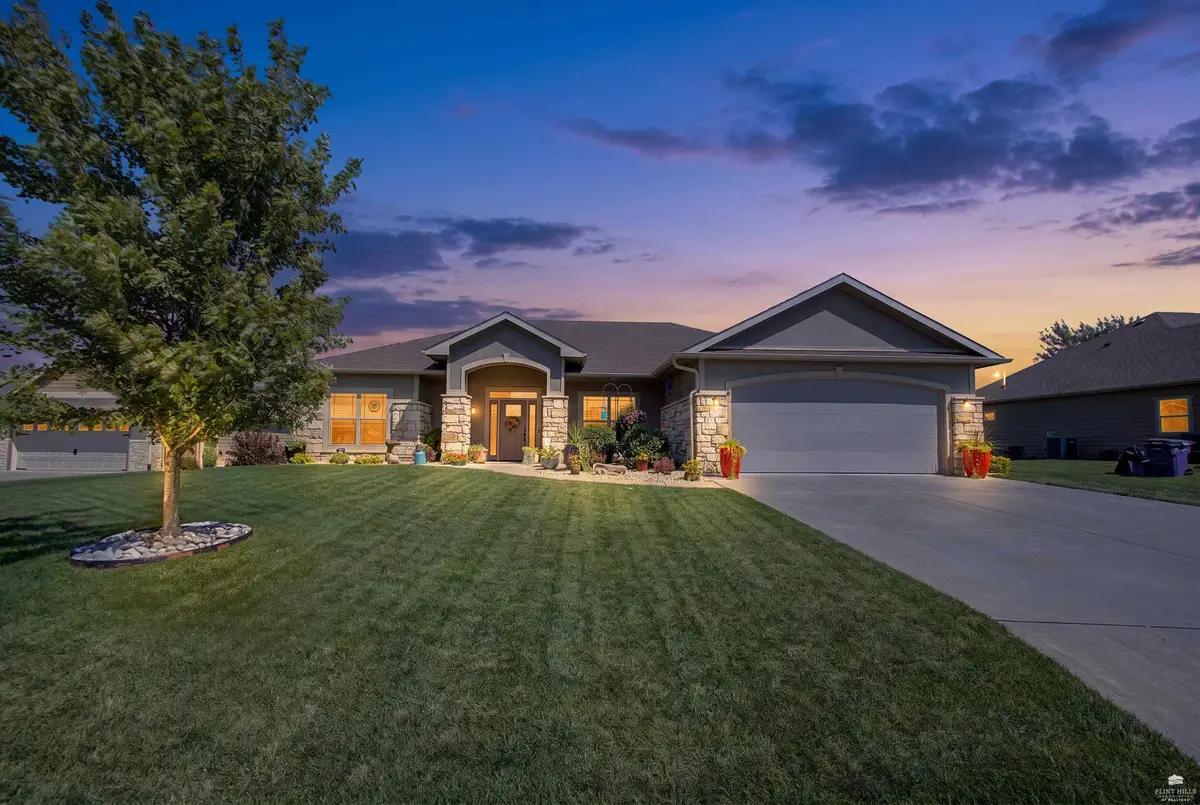 2808 Tobacco Road, Manhattan, KS 66503 - #1