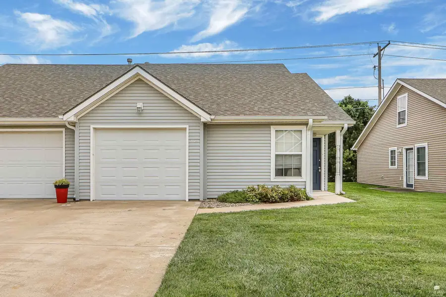 2424 Walden Lane, Manhattan, KS 66502 - #2