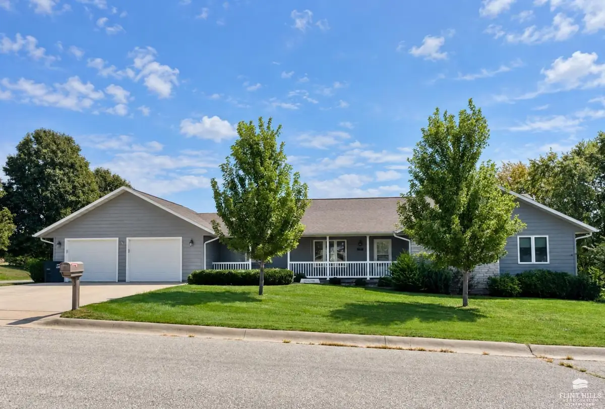 2320 8th Street, Clay Center, KS 67432 - #1