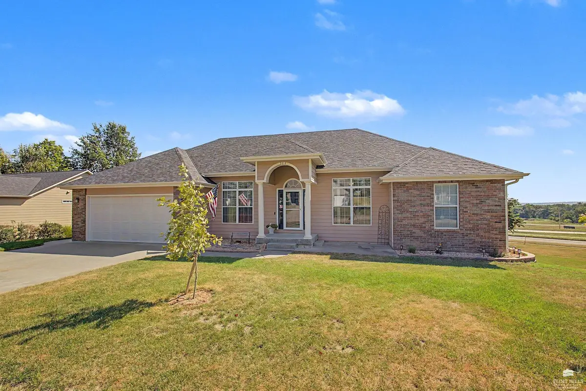 304 Ruths Lane, Wamego, KS 66547 - #1
