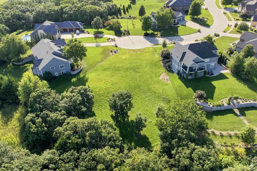 4404 Grande Bluffs Lane, Manhattan, KS 66503 - #2