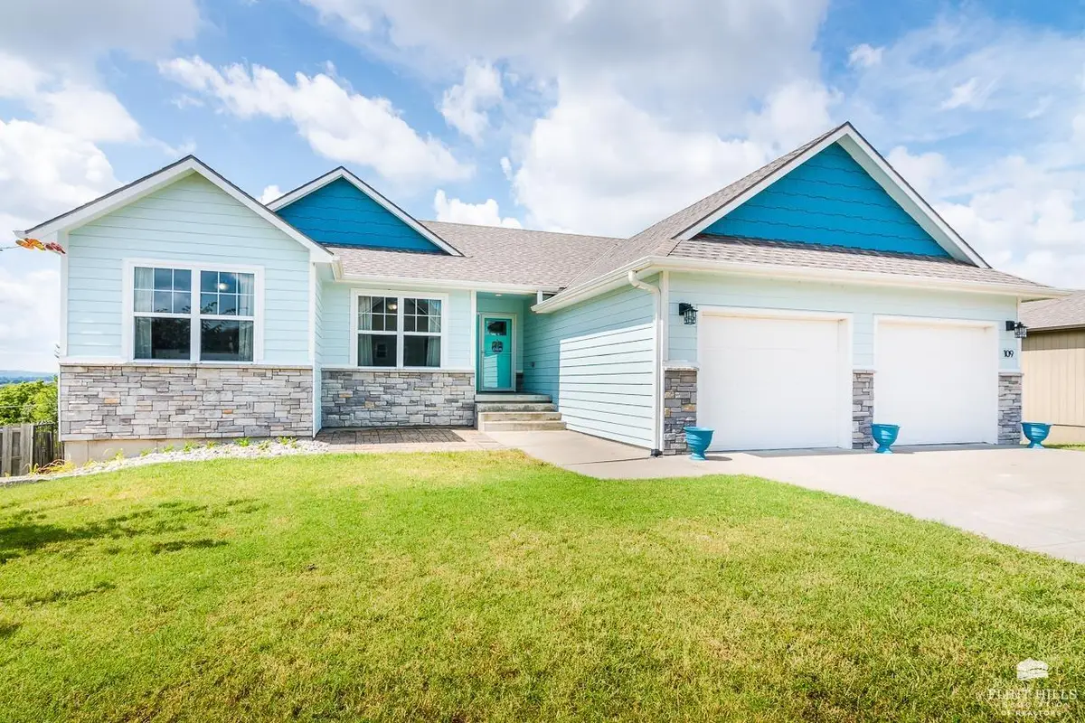109 Prairie Meadow Road, Saint George, KS 66535 - #1