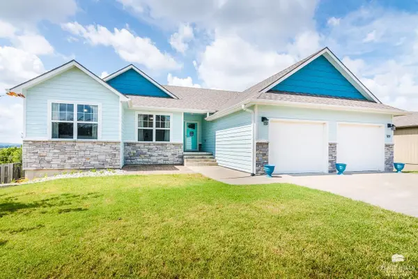 109 Prairie Meadow Road, St. George, KS 66535