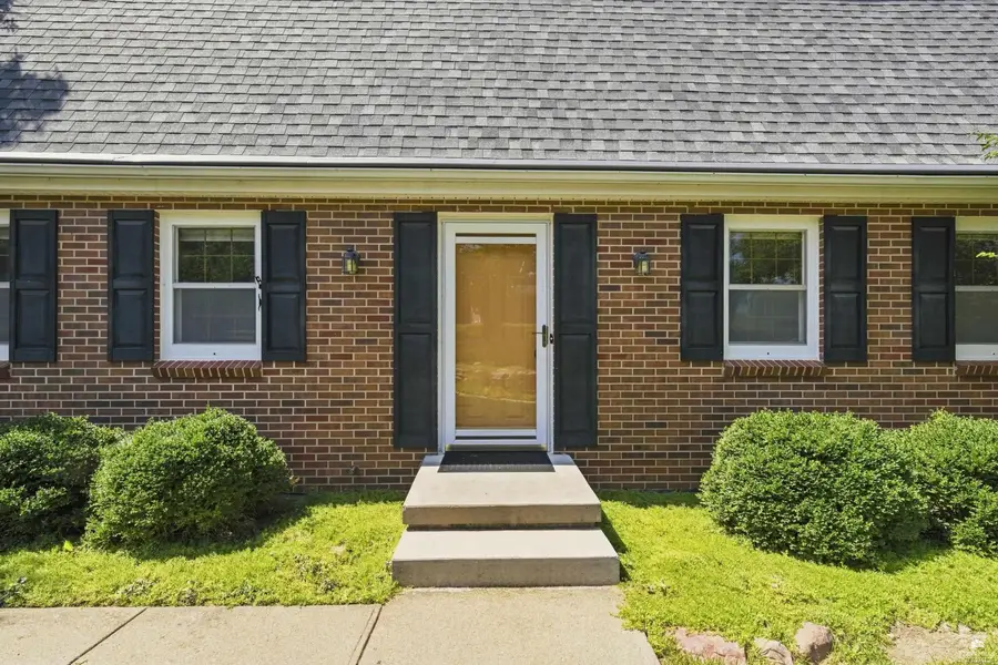 1529 Westwind Drive, Manhattan, KS 66503 - #2