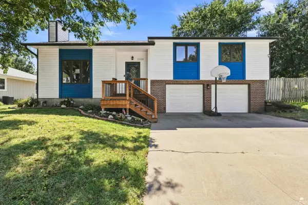 3309 Effingham Street, Manhattan, KS 66503