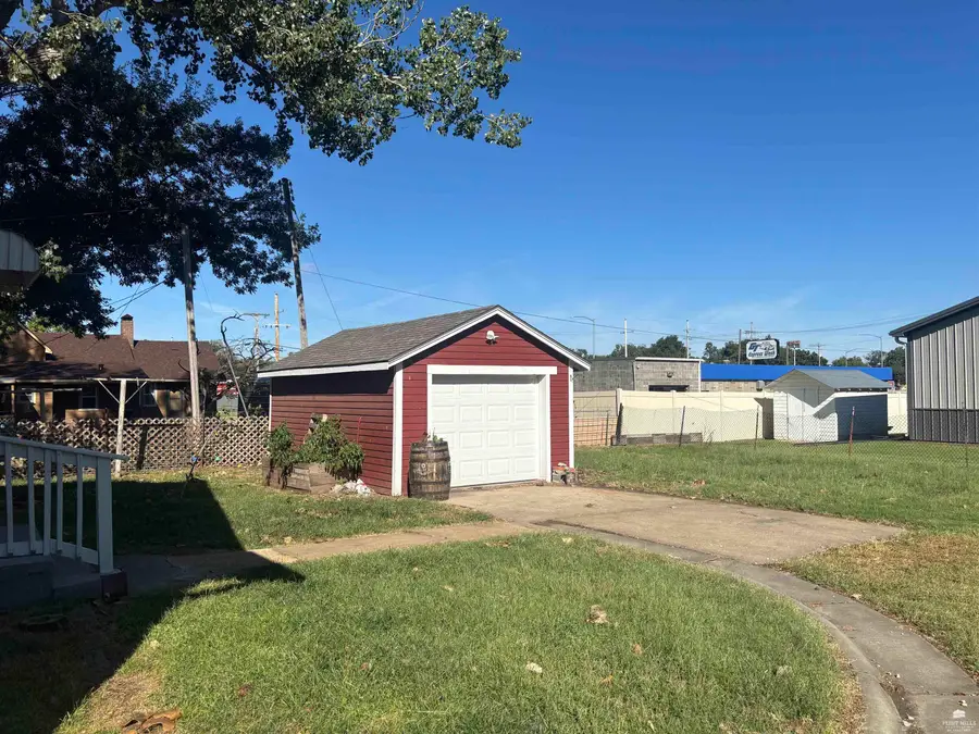 109 NE 16th Street, Abilene, KS 67410 - #3