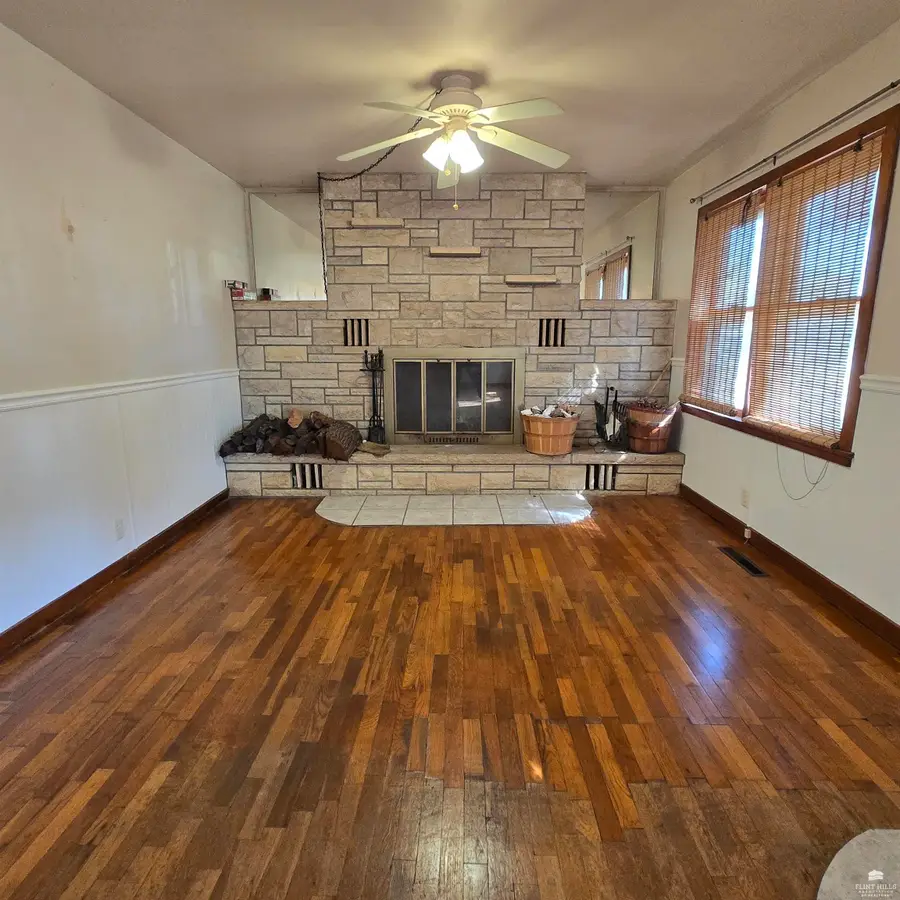 207 S Court Street, Enterprise, KS 67441 - #3