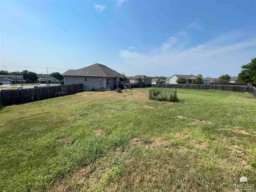 2712 Sage Court, Junction City, KS 66441 - #2