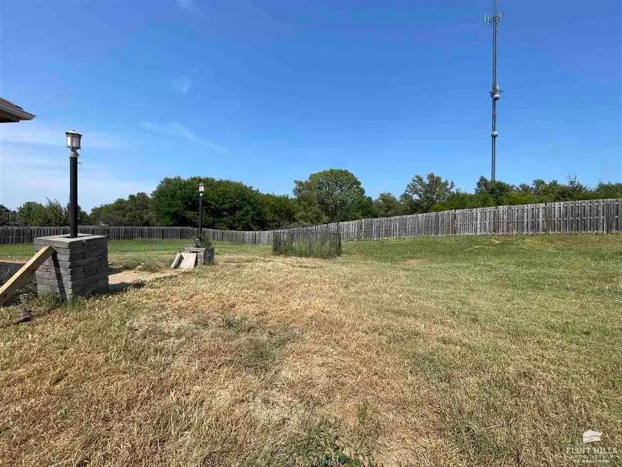 2712 Sage Court, Junction City, KS 66441 - #3