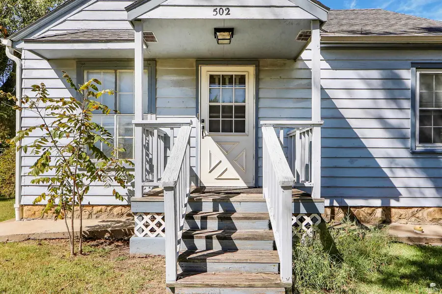 502 E Arnold Street, Herington, KS 67449 - #3