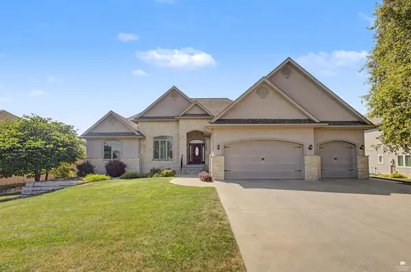 3705 Hawthorne Woods Terrace, Manhattan, KS 66503