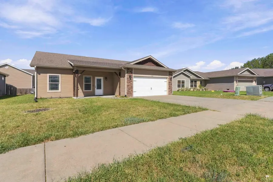3324 Half Full Drive, Manhattan, KS 66502 - #2