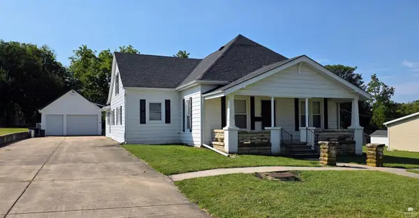 211 E 6th Street, Frankfort, KS 66427