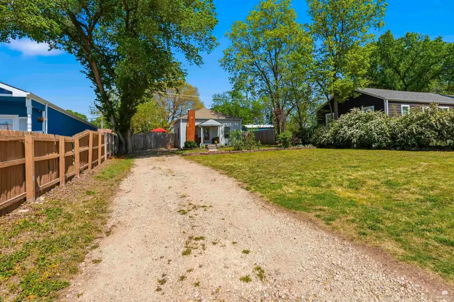 432 W Ash Street, Junction City, KS 66441 - #2