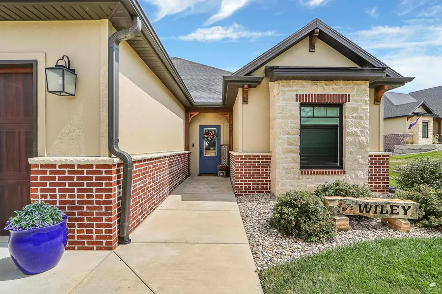 4204 Macgillivray Drive, Manhattan, KS 66503 - #3