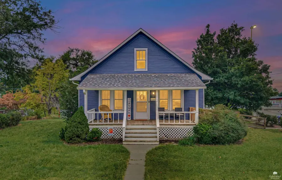 114 E Fifth Street, Minneapolis, KS 67467 - #2