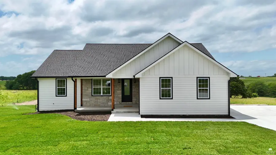 14290 Prairie Trail, Wamego, KS 66547 - #2