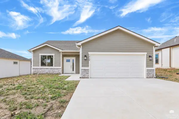 1730 Sutter Woods Road, Junction City, KS 66441