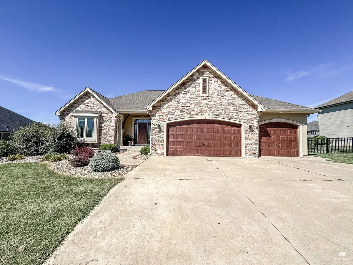 3608 Eastridge Circle, Manhattan, KS 66503 - #1