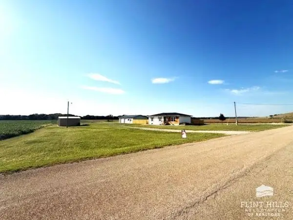 7846 Lyon Creek Road, Junction City, KS 66441
