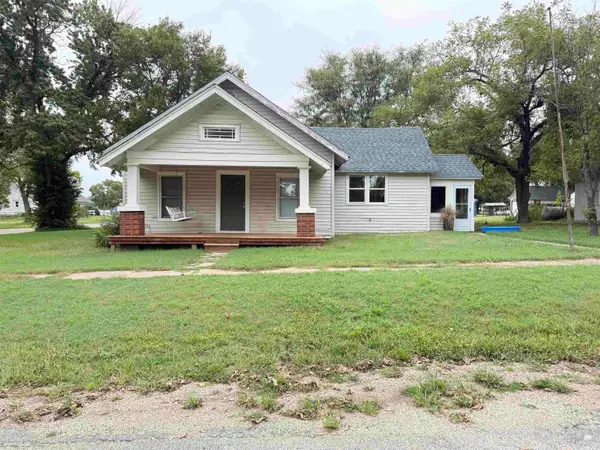 216 W Elm Street, Riley, KS 66531