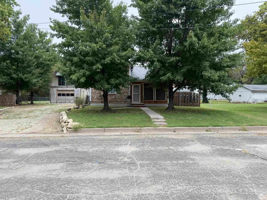 227 Blunt Street, Clay Center, KS 67432 - #2