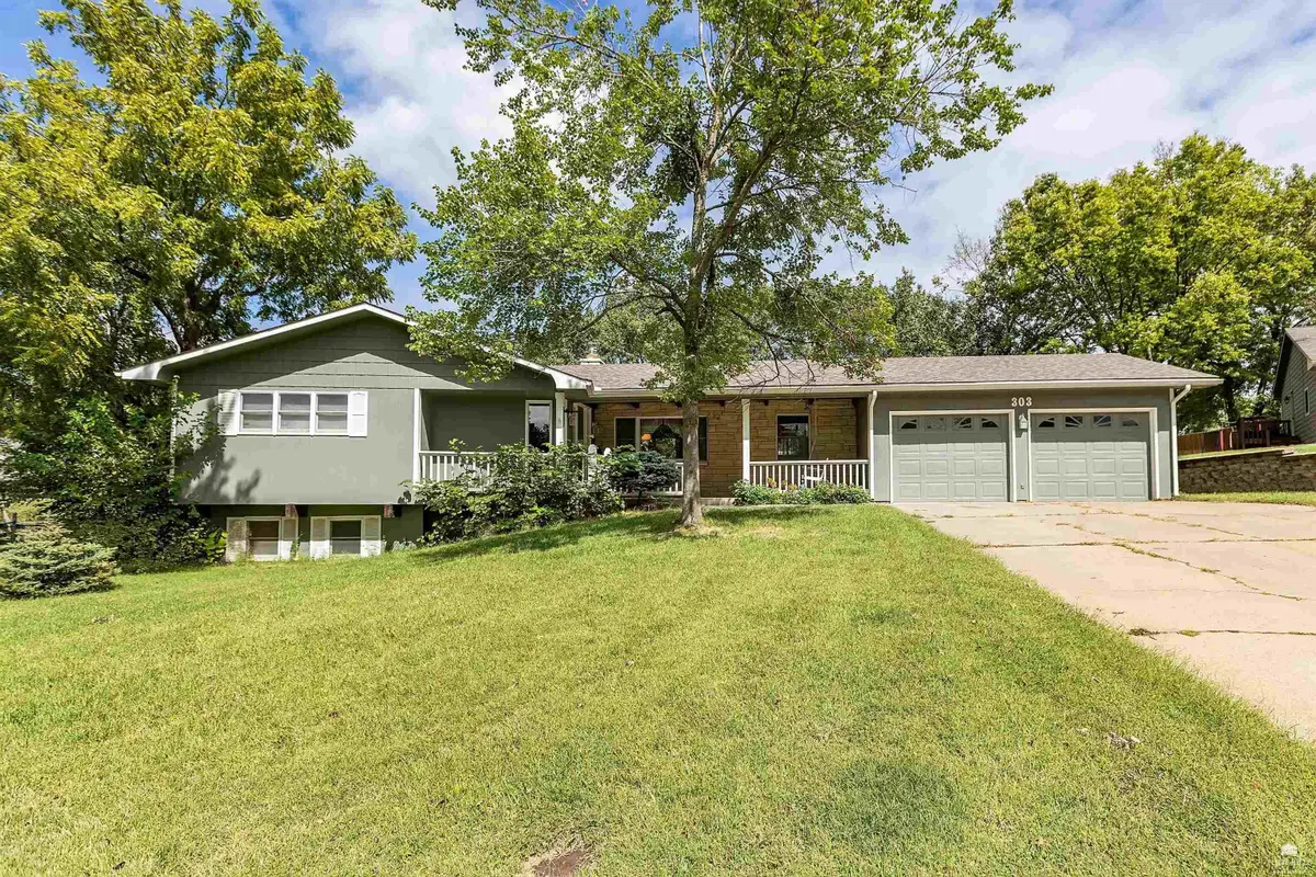 303 W Durink Street, Saint Marys, KS 66536 - #1
