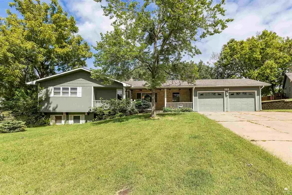 303 W Durink Street, St. Marys, KS 66536