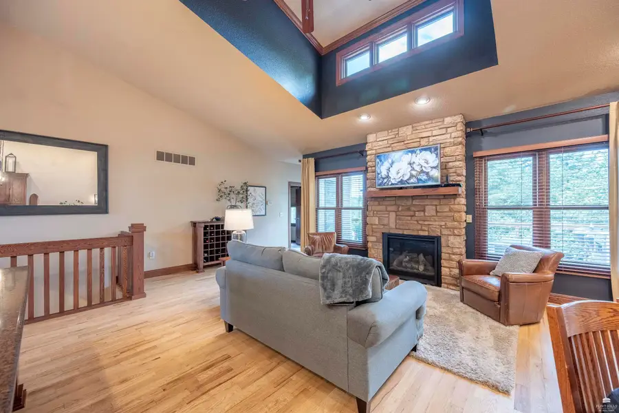2810 Cedarsprings Lane, Wamego, KS 66547 - #3
