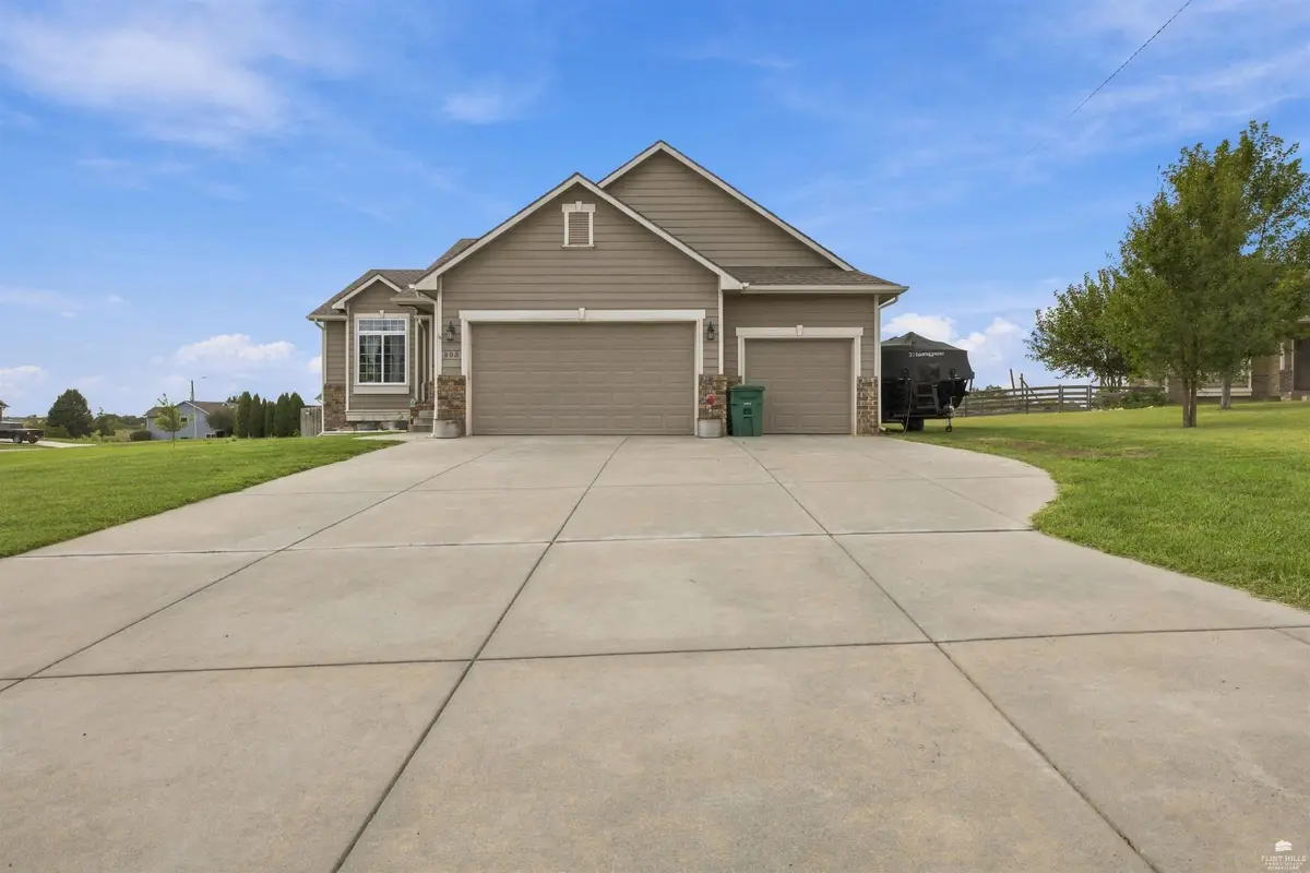 803 Linden Court, Wakefield, KS 67487 - #1
