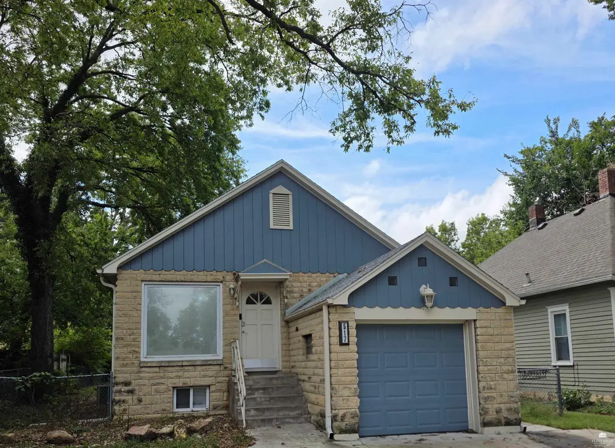 517 W 2nd Street, Junction City, KS 66441 - #1