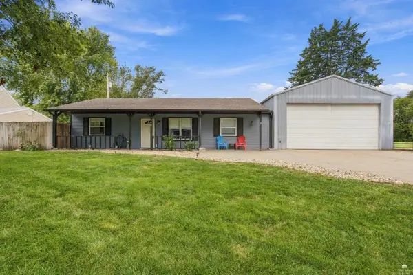 800 Brookwood Circle, Manhattan, KS 66502