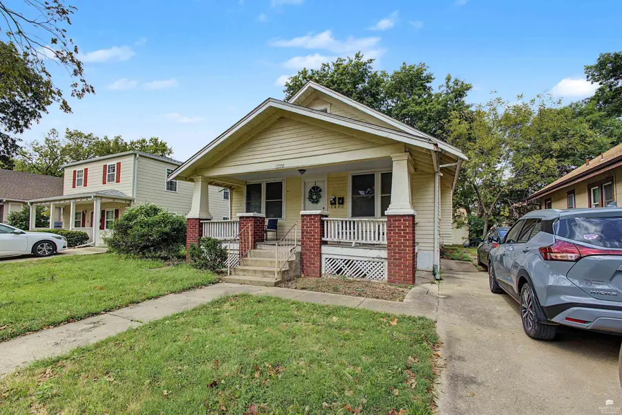 1112 Thurston Street, Manhattan, KS 66502 - #2