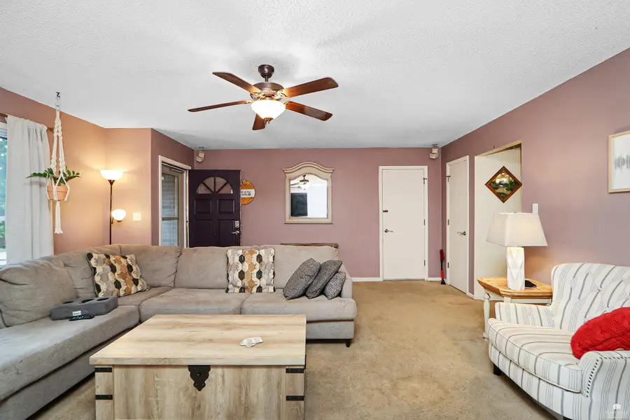 417 Warner Park Rd, Manhattan, KS 66503 - #3