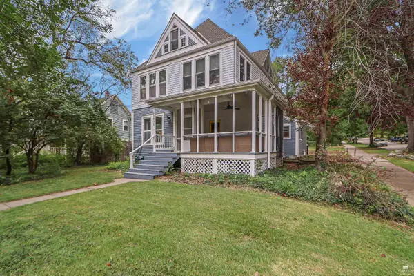 1801 Humboldt Street, Manhattan, KS 66502