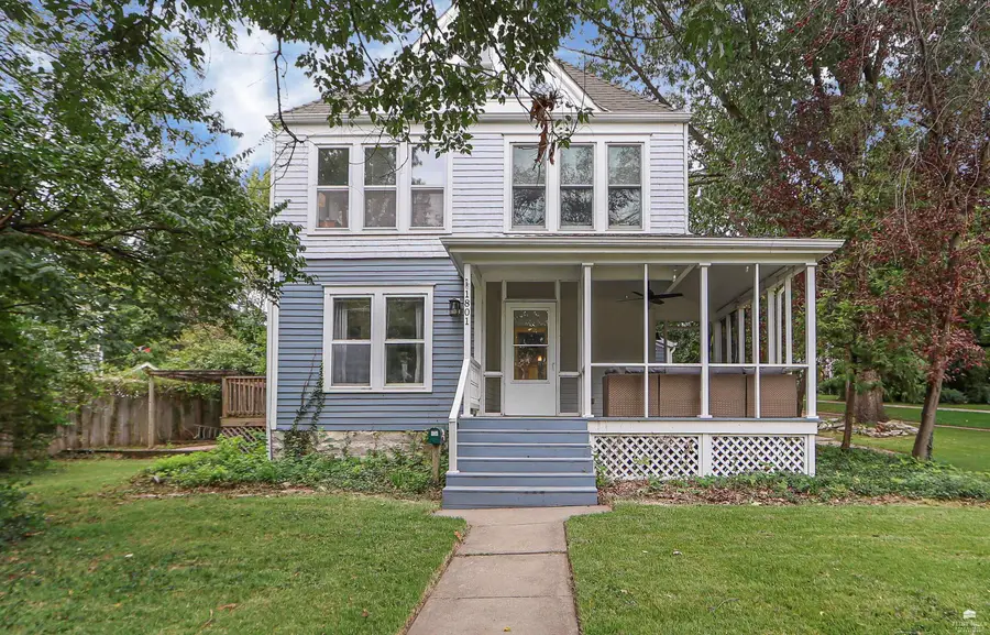 1801 Humboldt Street, Manhattan, KS 66502 - #2