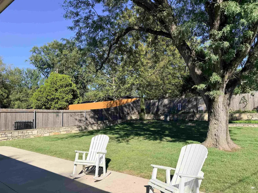 1704 Browning Avenue, Manhattan, KS 66502 - #3