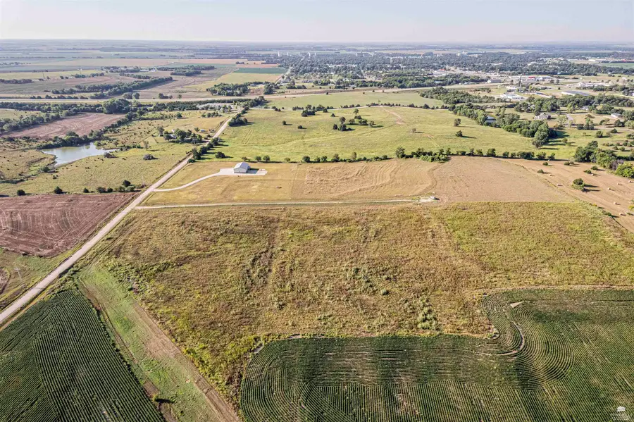 0000 2435 Avenue, Abilene, KS 67410 - #3
