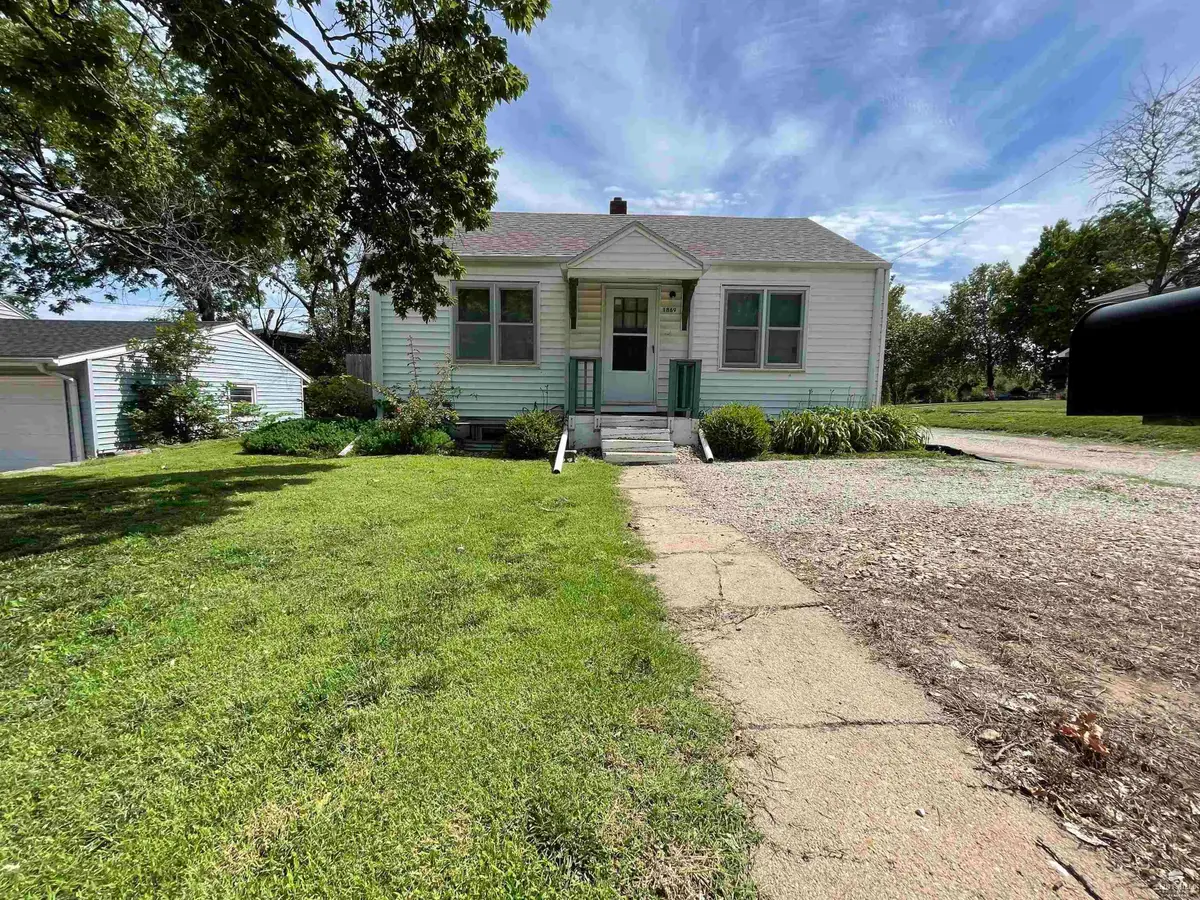 1869 Platt Street, Manhattan, KS 66502 - #1