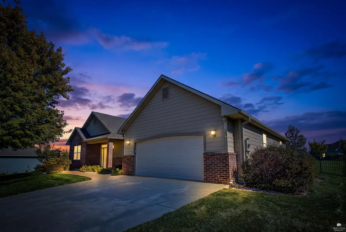 3505 Vanesta Drive, Manhattan, KS 66503 - #1
