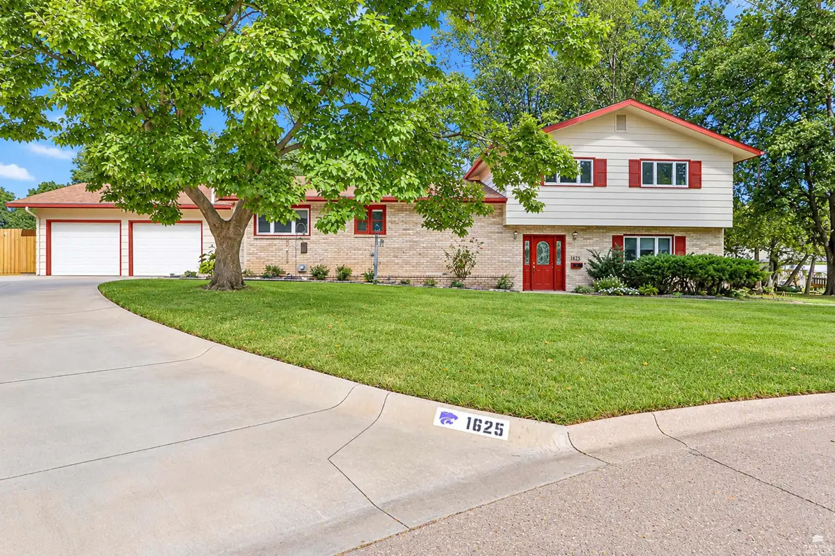 1625 Beechwood Terrace, Manhattan, KS 66502 - #1