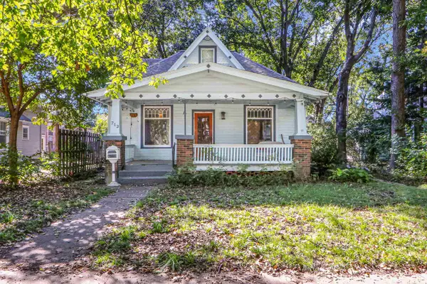 713 Osage, Manhattan, KS 66502