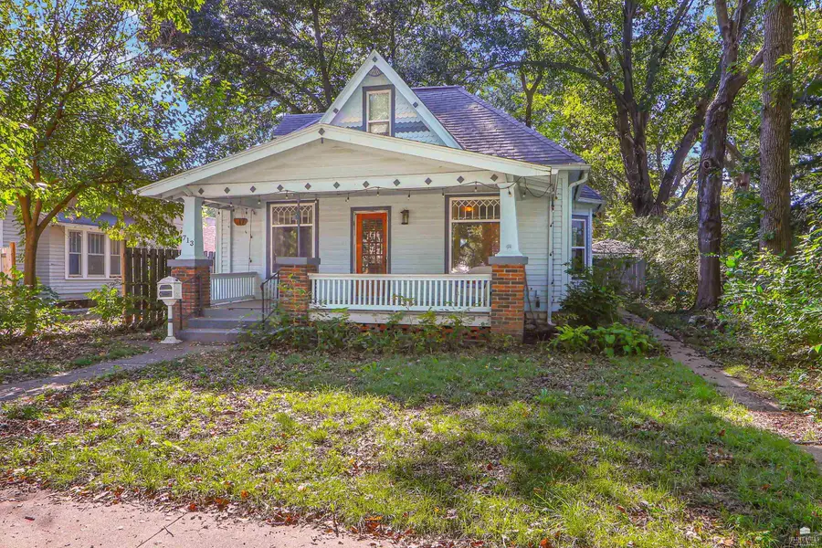 713 Osage, Manhattan, KS 66502 - #2