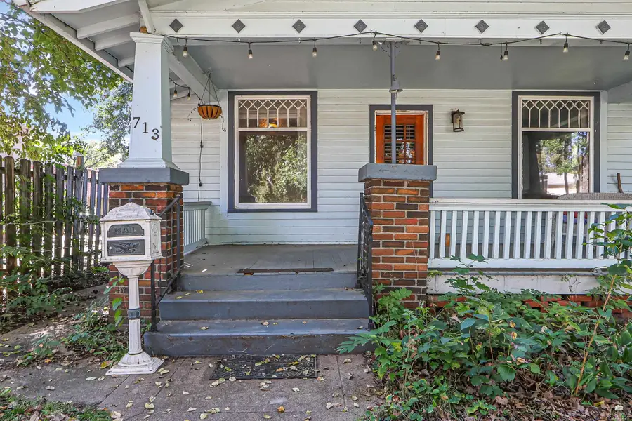713 Osage, Manhattan, KS 66502 - #3